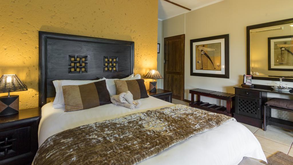 Joern'S Gaestehaus Mbombela Ruang foto