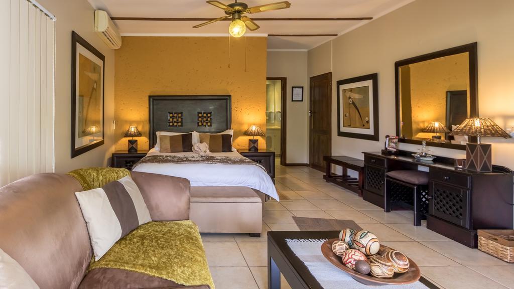 Joern'S Gaestehaus Mbombela Ruang foto