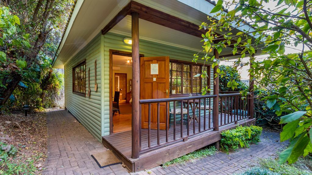 Joern'S Gaestehaus Mbombela Ruang foto