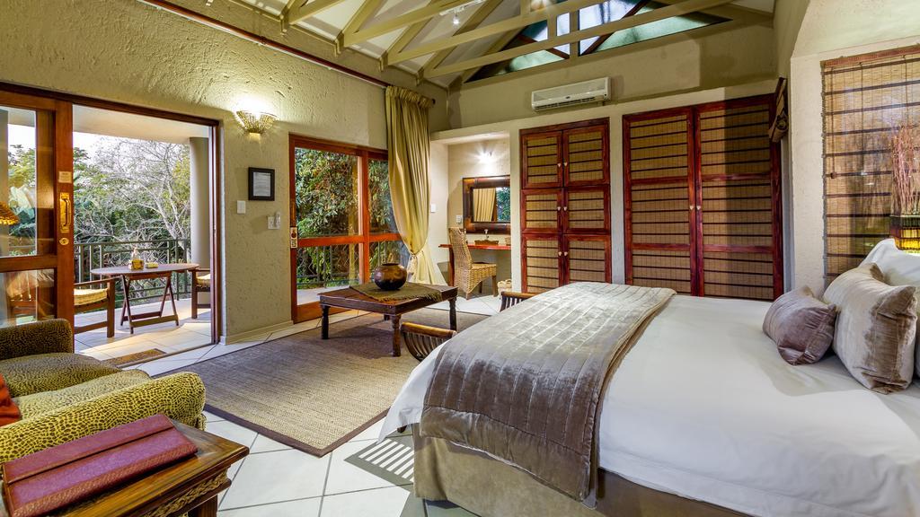 Joern'S Gaestehaus Mbombela Bagian luar foto